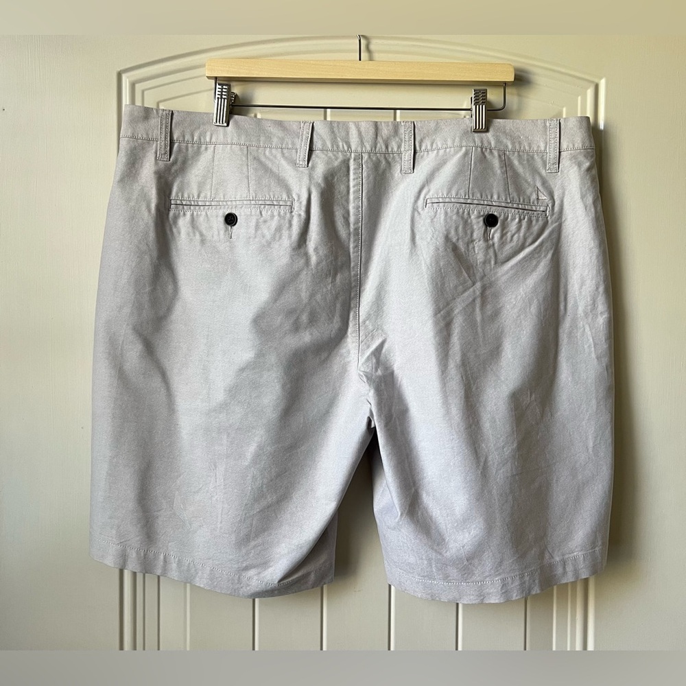 UNTUCKit Stretch Chino Shorts Men Size 42 Gray 9” Inseam Cotton Elastane - Picture 3 of 13